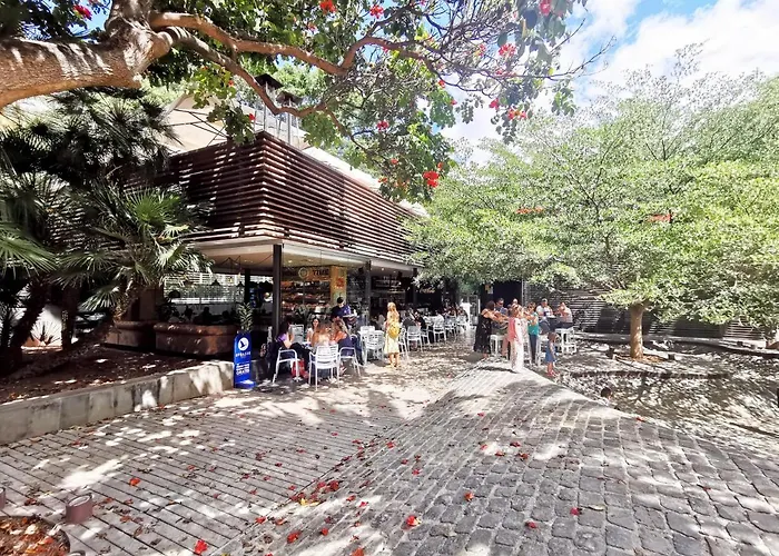 Апартаменты Home2book Le Boutique